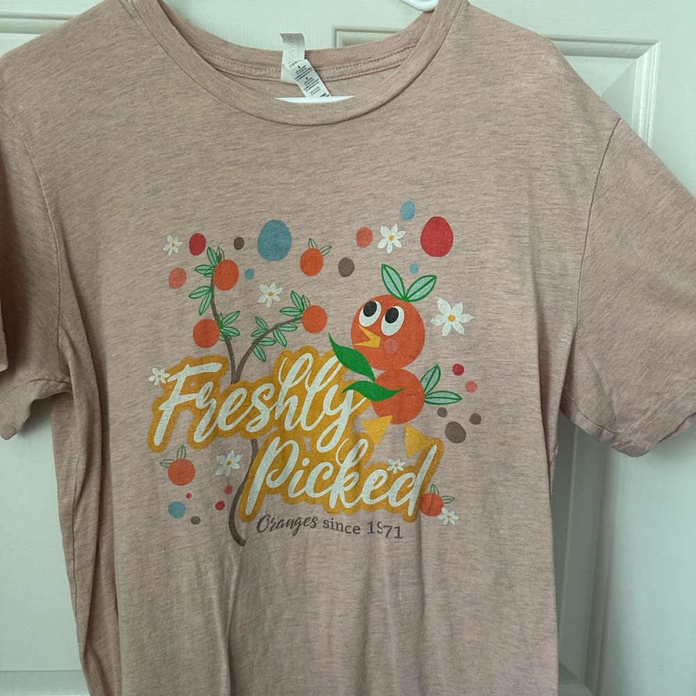 Orange Bird Graphic T-Shirt